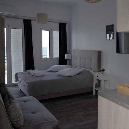 Soso'S Apartments -Vacations Next To The Beach Псари-Форада Экстерьер фото